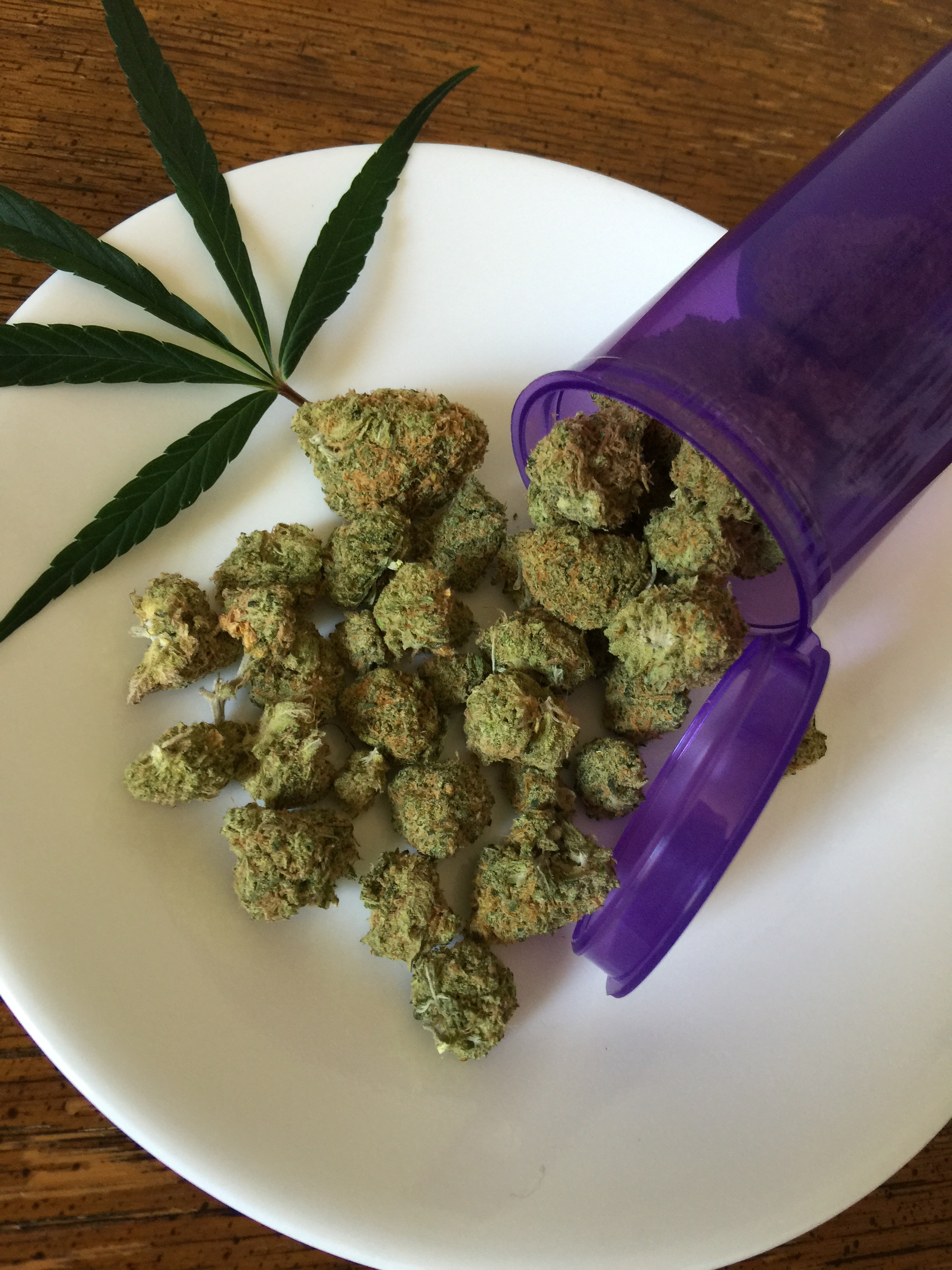 grass-plant-flower-pot-smoke-dish-616449-pxhere.com Buds and joints