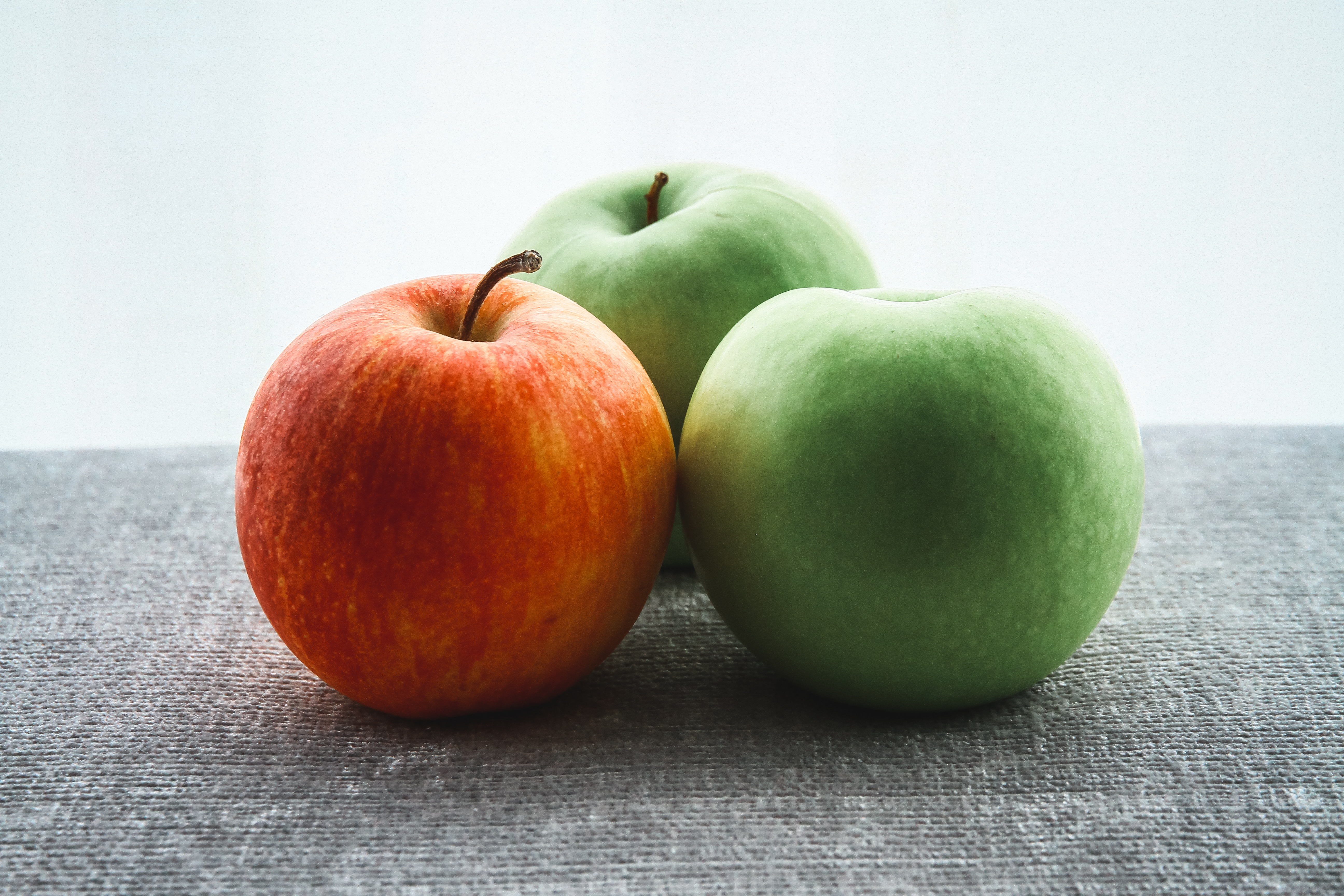 apple cannabis pipe