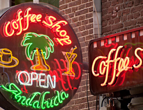Cannabis Clubs vs Coffeeshops : The Complete Guide